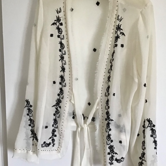 Emma James Sheer Light Cream Black Embroidery Floral Wrap Sweater Top - Picture 2 of 8